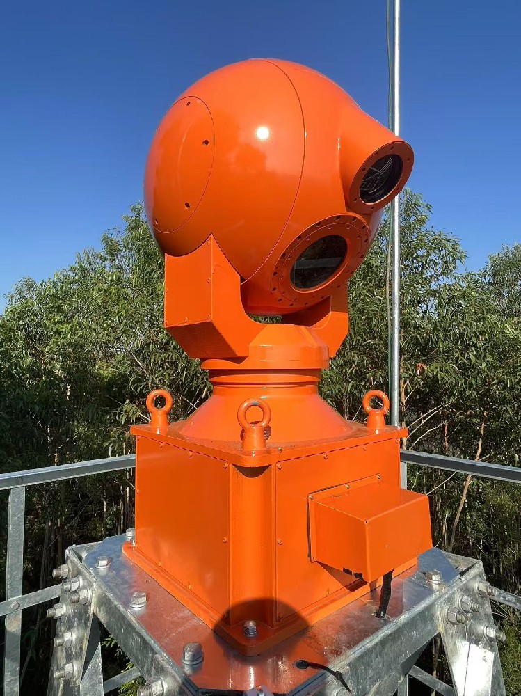 360°无限位旋转与±90°大俯仰角：冠杰双轴系统的空间覆盖能力